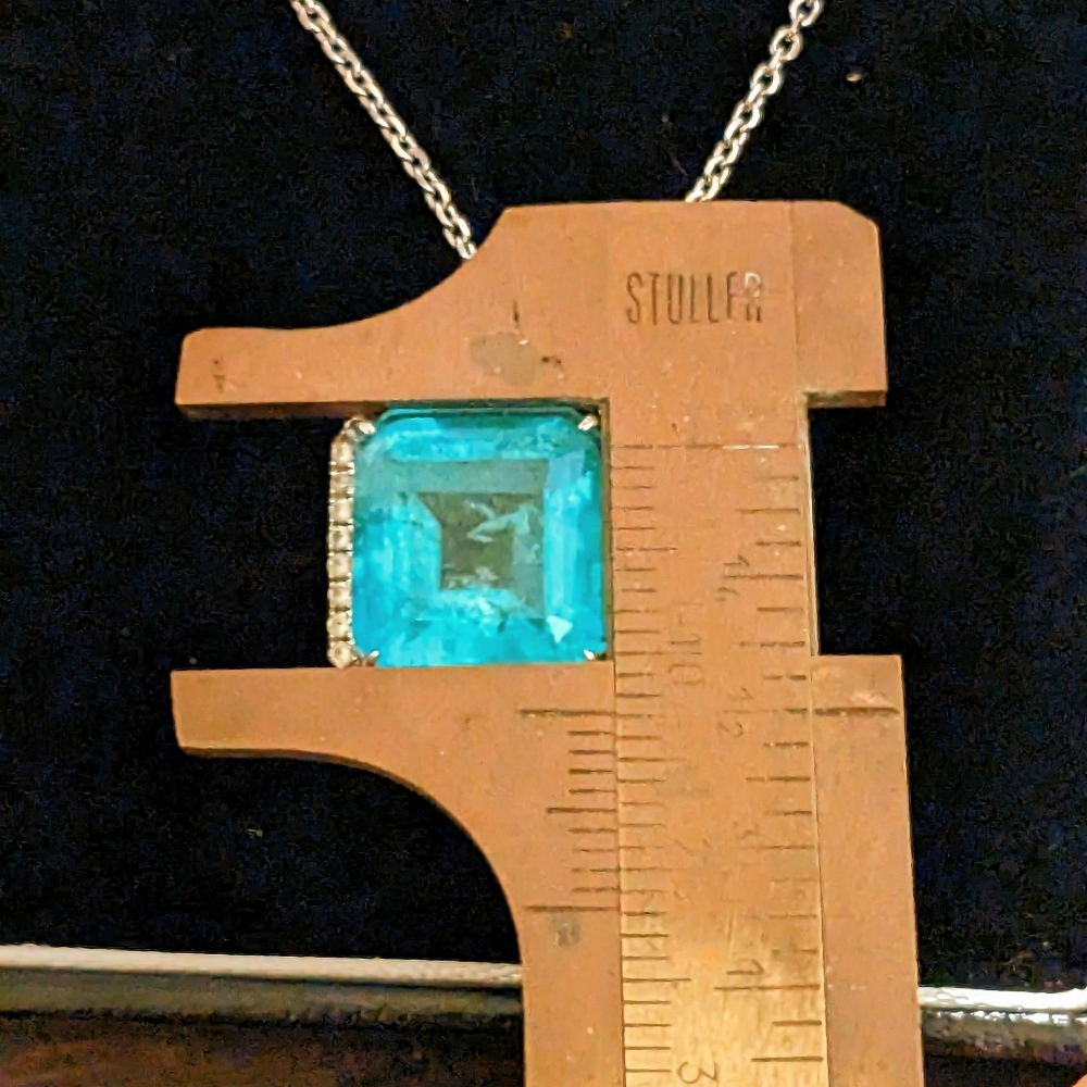 8.52ct Huge Natural Columbian Emerald and diamond pendant and chain!!! - Picture 15 of 16